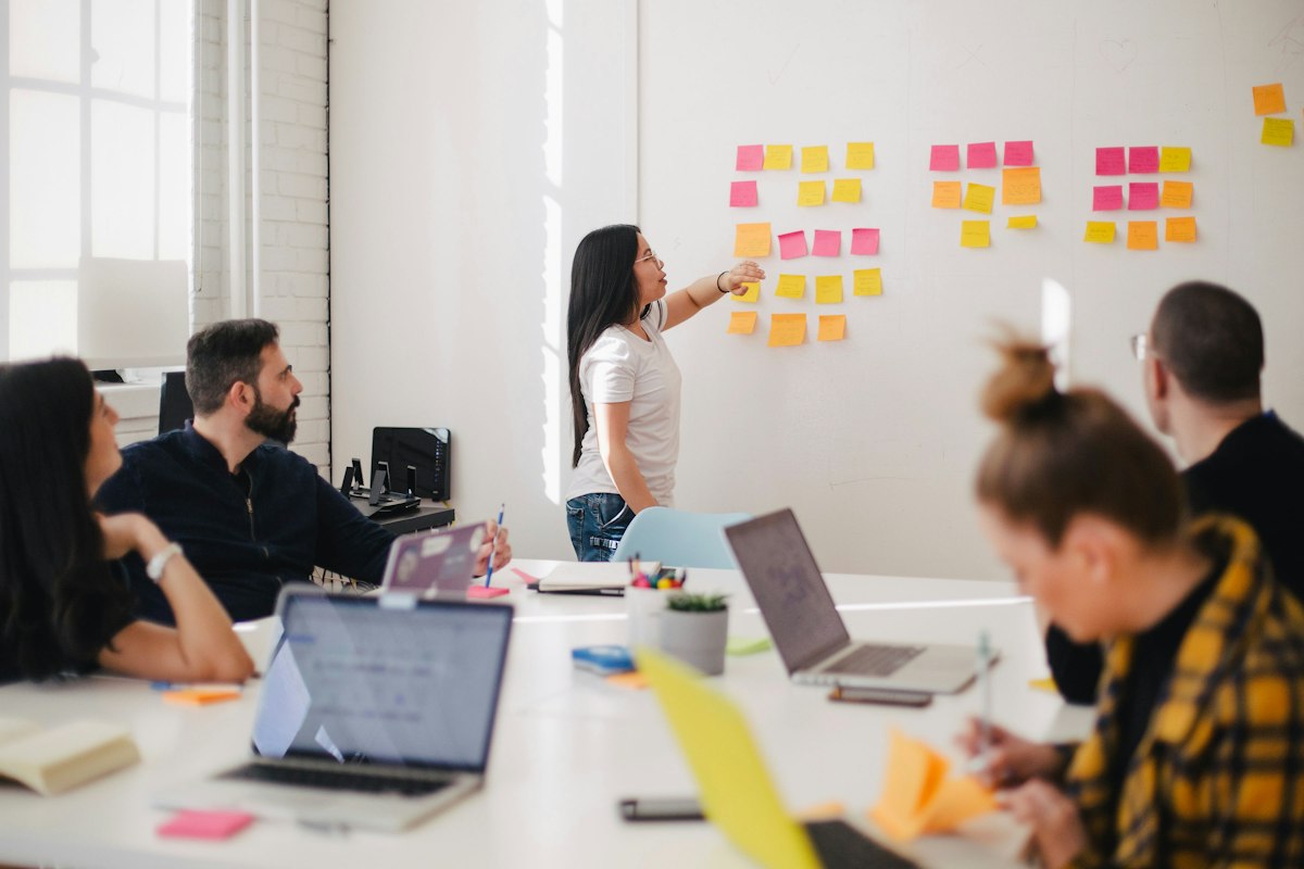 SEO team reviewing off-page authority building and link acquisition results